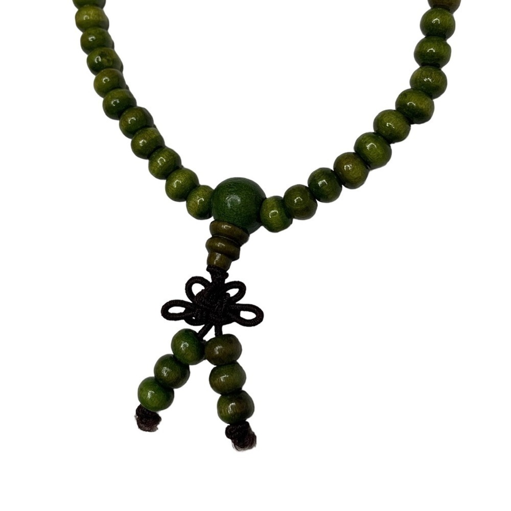 Green wooden necklace - Picture 2 of 3